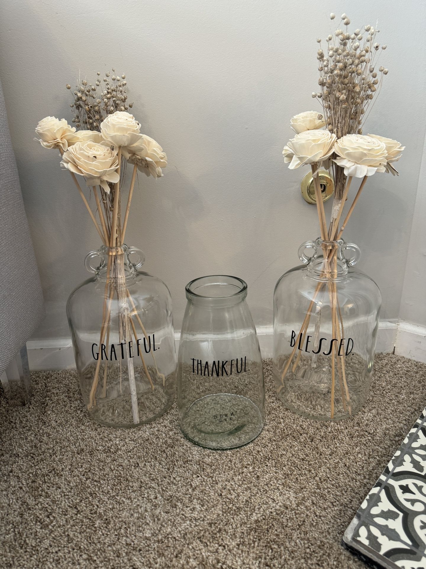RAE DUNN Vase Set