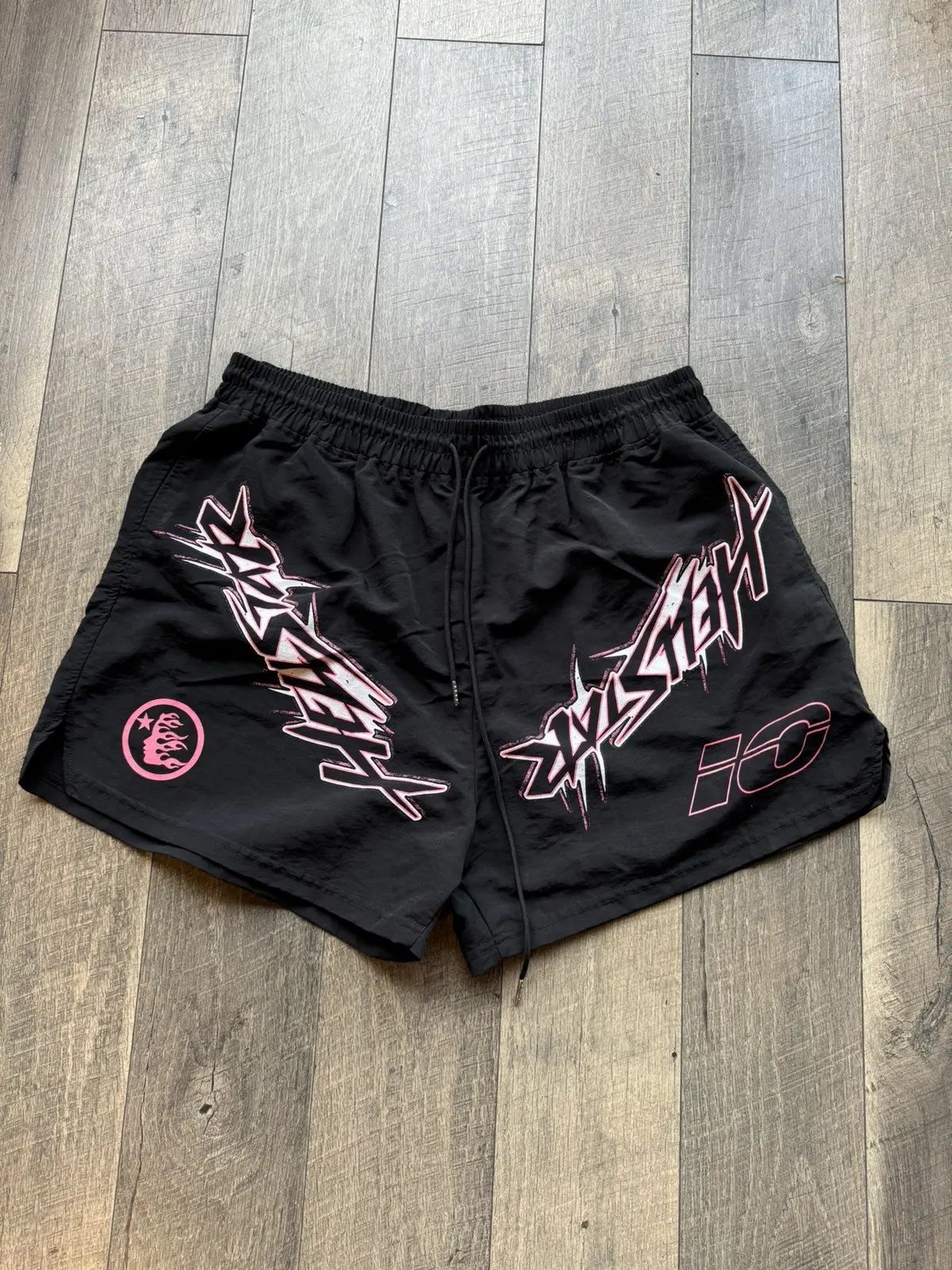 Hellstar Pink Chrome Shorts Hearts Denim Jeans Tears Small S Medium M Large L XL