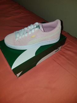 Puma Shoes size 6.5