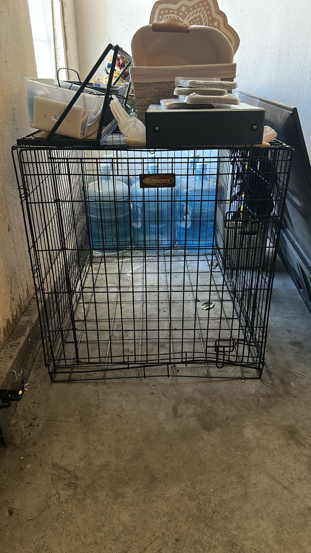XL Dog Cage 20$ Obo