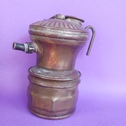 Antique Universal Lamp Co. AUTO LITE Small Brass Miners Carbide Lantern Light