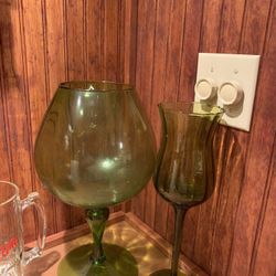 To antique wine glasses