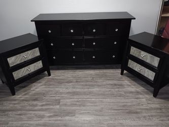 Bedroom dresser set black 
