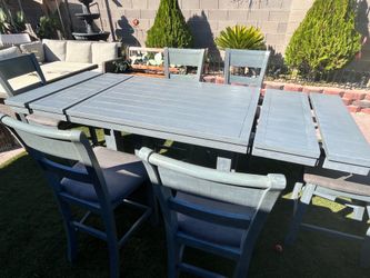Dinning table
