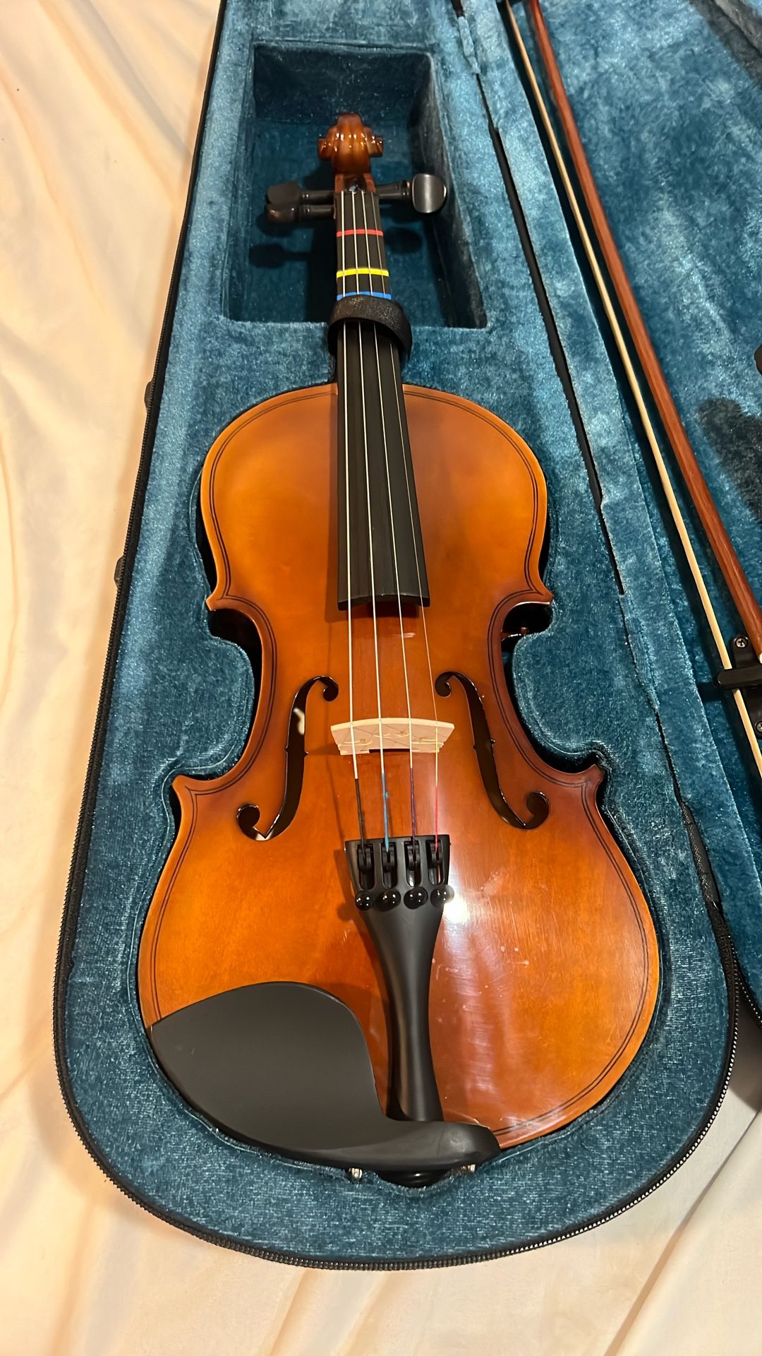 Violin Size 3/4 With Should Rest And Carry Bag Like New
