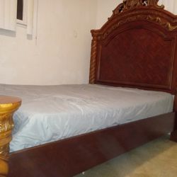  Poundex Real Wood Queen Bed Frame 