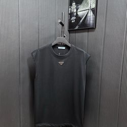 Prada Men’s Black T-shirt 2024 