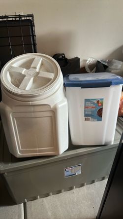 2 dog food storage containers