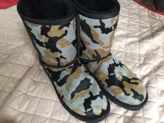 Uggs Grey Camouflage Calf Hair - Sz 8 -NEW