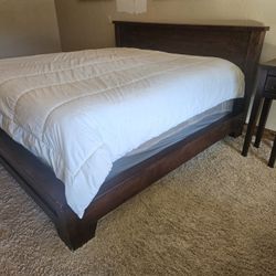 5 Piece Pottery Barn Sumatra Bedroom Set