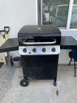 Char-Broil 4 Burner Grill