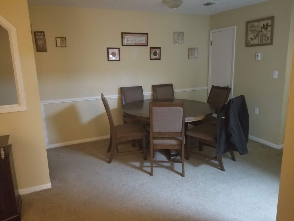 Dining Room Table N 6 Large Chairs. Table Very Heavy