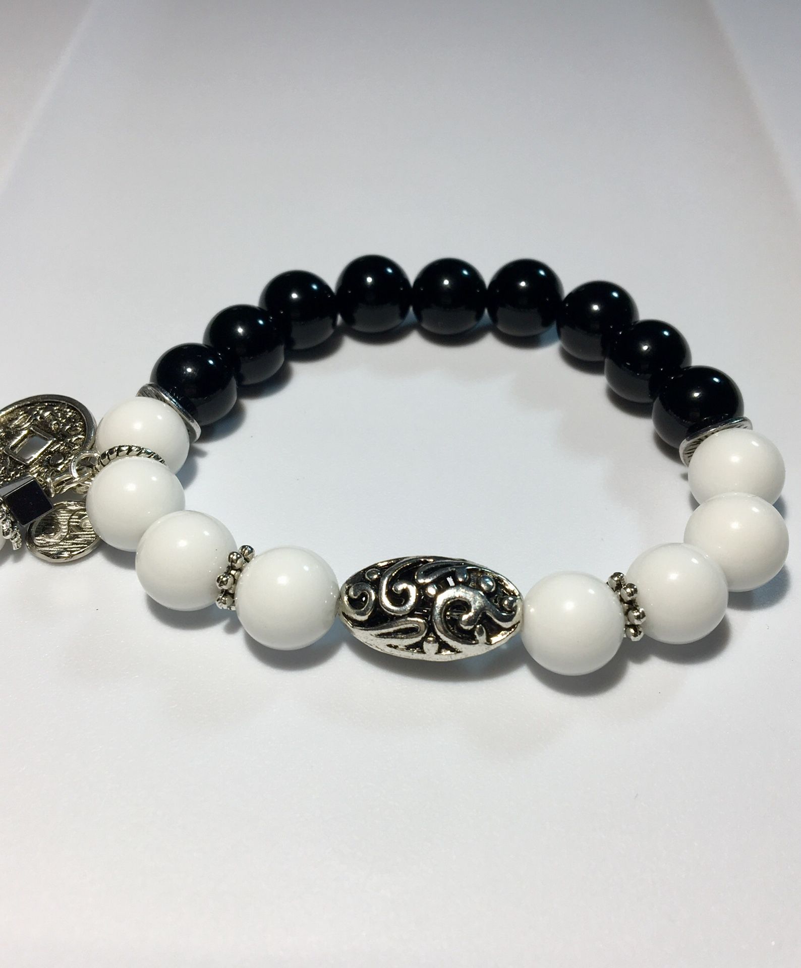 Beautiful handmade black & white onyx bracelet!