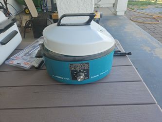 Nesco 6qt Roaster Oven In Chandler 