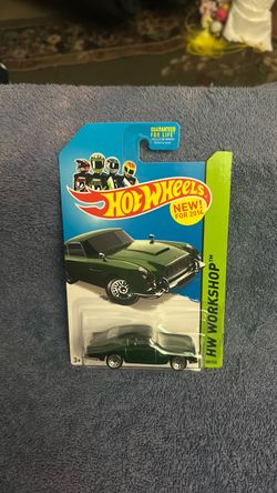 Hot Wheels HW Workshop 2014 Green Classic Car