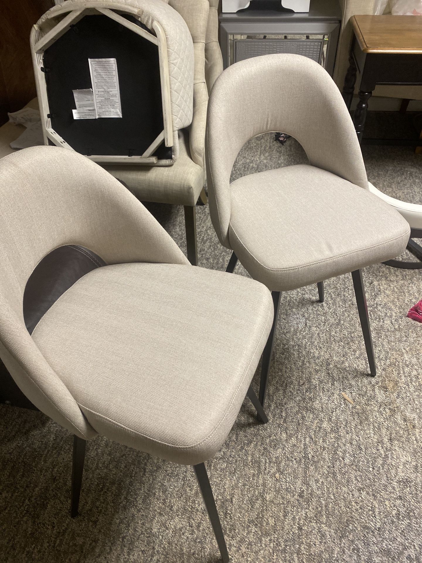 DINING CHAIRS 