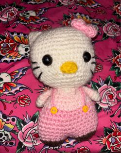Crochet hello kitty