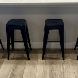 4 Black Metal Bar Stools For Sale