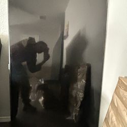 65 Inch Samsung Smart TV