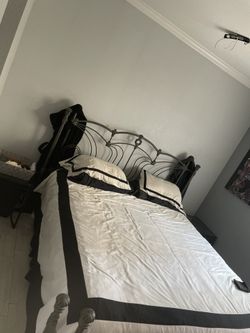 Metal Frame Bed