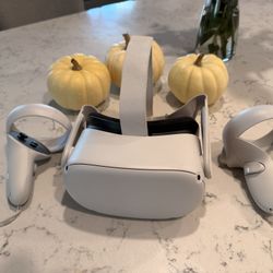 Oculus / Meta Quest 2 VR Headset 128GB + 2 Controllers – Excellent Condition