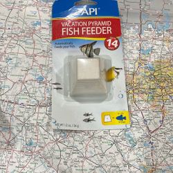 14 Day Vacation Pyramid Fish Feeder 2+ Available 