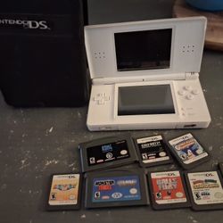 Nintendo Ds With Games And Cary Bag