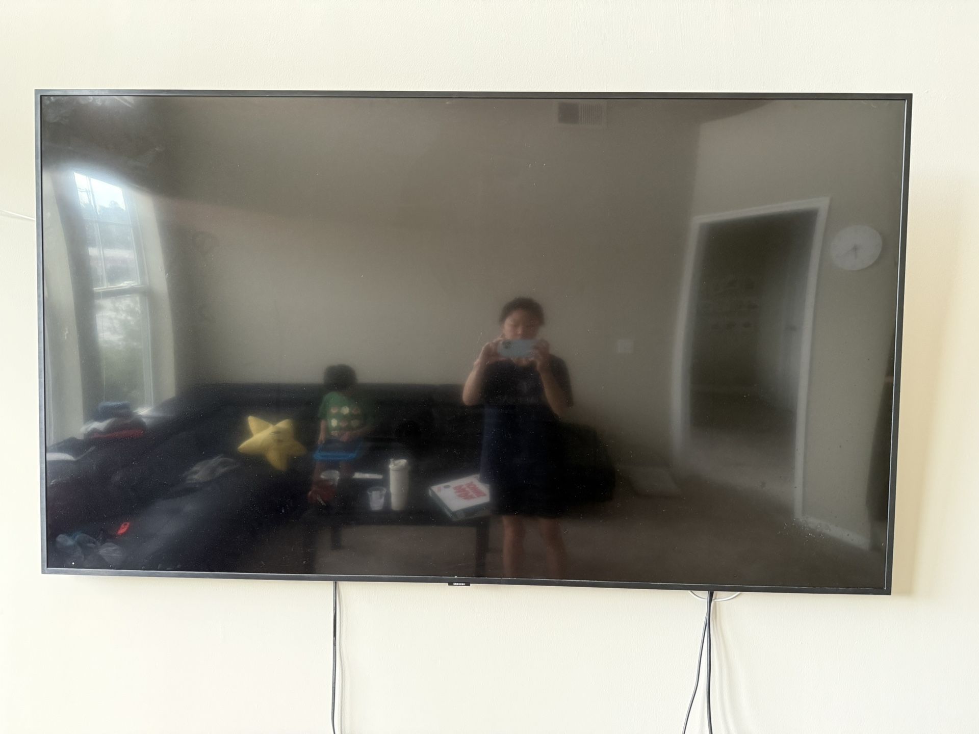Samsung TV 75”