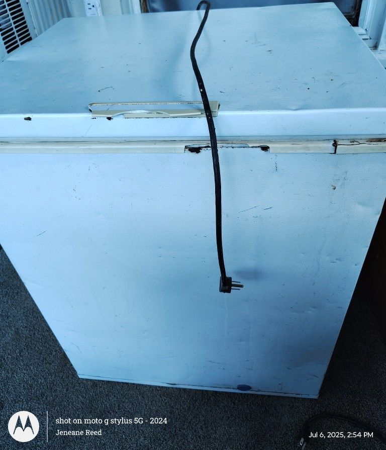 Deep Freezer Works Perfect