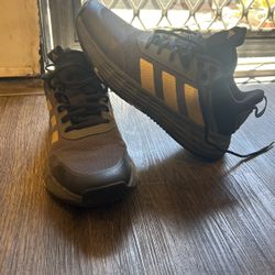 Adidas Men’s Size 8