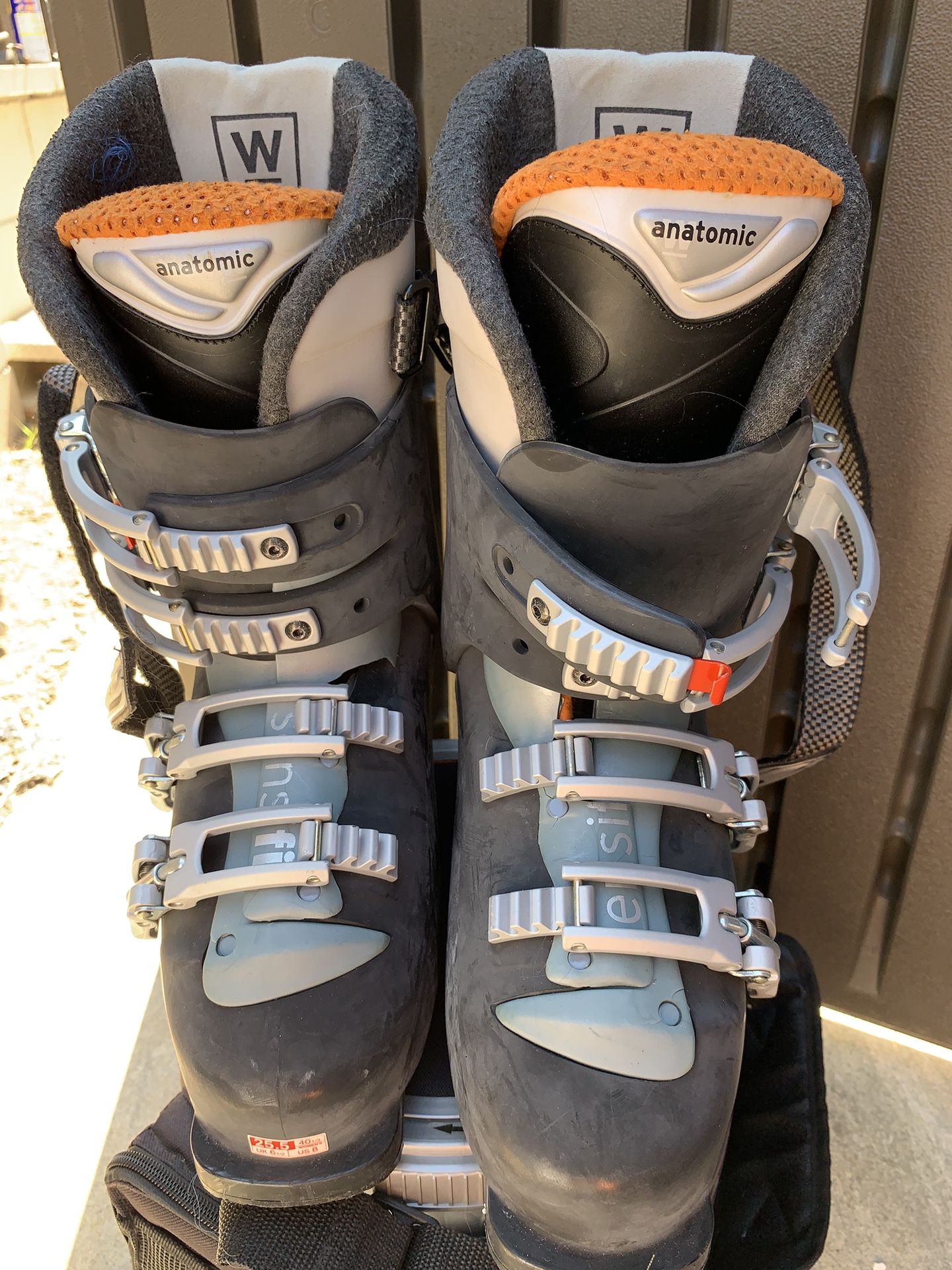 Salomon Performa 7.0 Ski Boots 25.5 US size 8 Anatomic Sensifit Autofit Skiingp