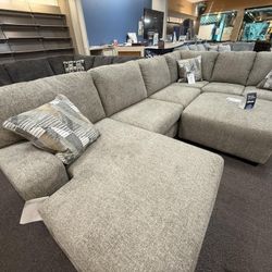 I’m Jon Green, Wayne’s Home Sales Representative🌟Clarington Living Room Furniture Modular Sectional Couch Set 🌟 Take Home Pay Later 