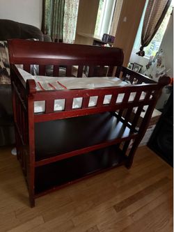 Baby diaper changing