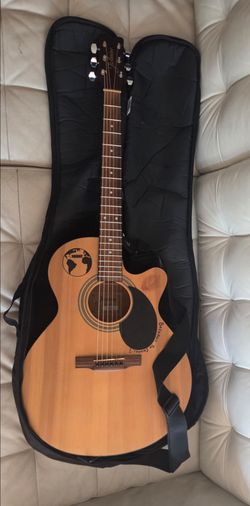 Jasmine S34C Acoustic Guitar Cutaway w/ Gig Bag – Natural Finish, Great Condition