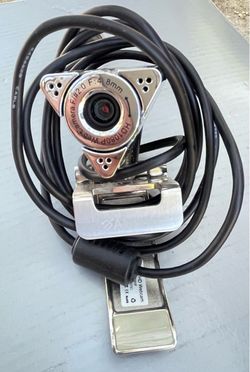 Used “Aluratek” 1080p HD Webcam, Model: AWC, USB Plug & Play for PC or Mac