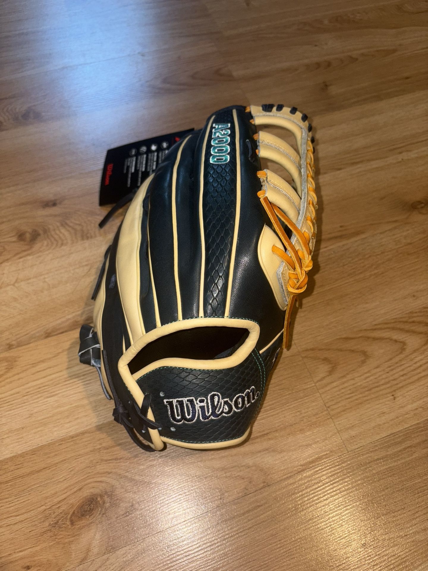2024 Julio Rodríguez A2000 JR44 GM 12.75” Outfield Baseball Glove