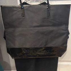Burberry Fragrances Weekend/Overnigher Tote Bag