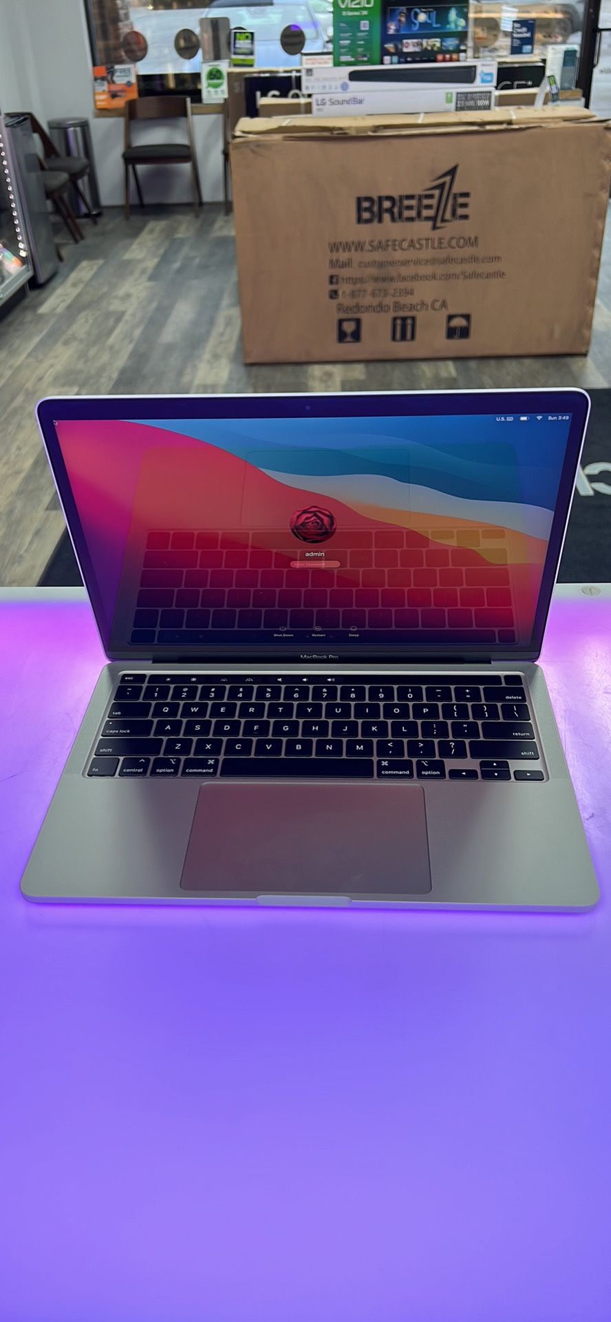 MacBook Pro 2020 13.3” 1TB 16GB RAM i5 Core