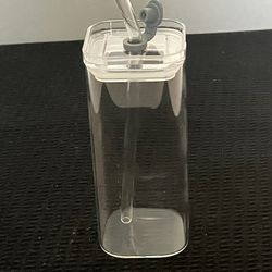 NEW RECTANGULAR GLASS W/ SECURE LID & GLASS STRAW