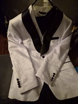 Mens Sz Medium Suit