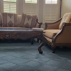 Like New Ornated Love Seat And Sofa