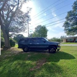 2005 Chevrolet Suburban