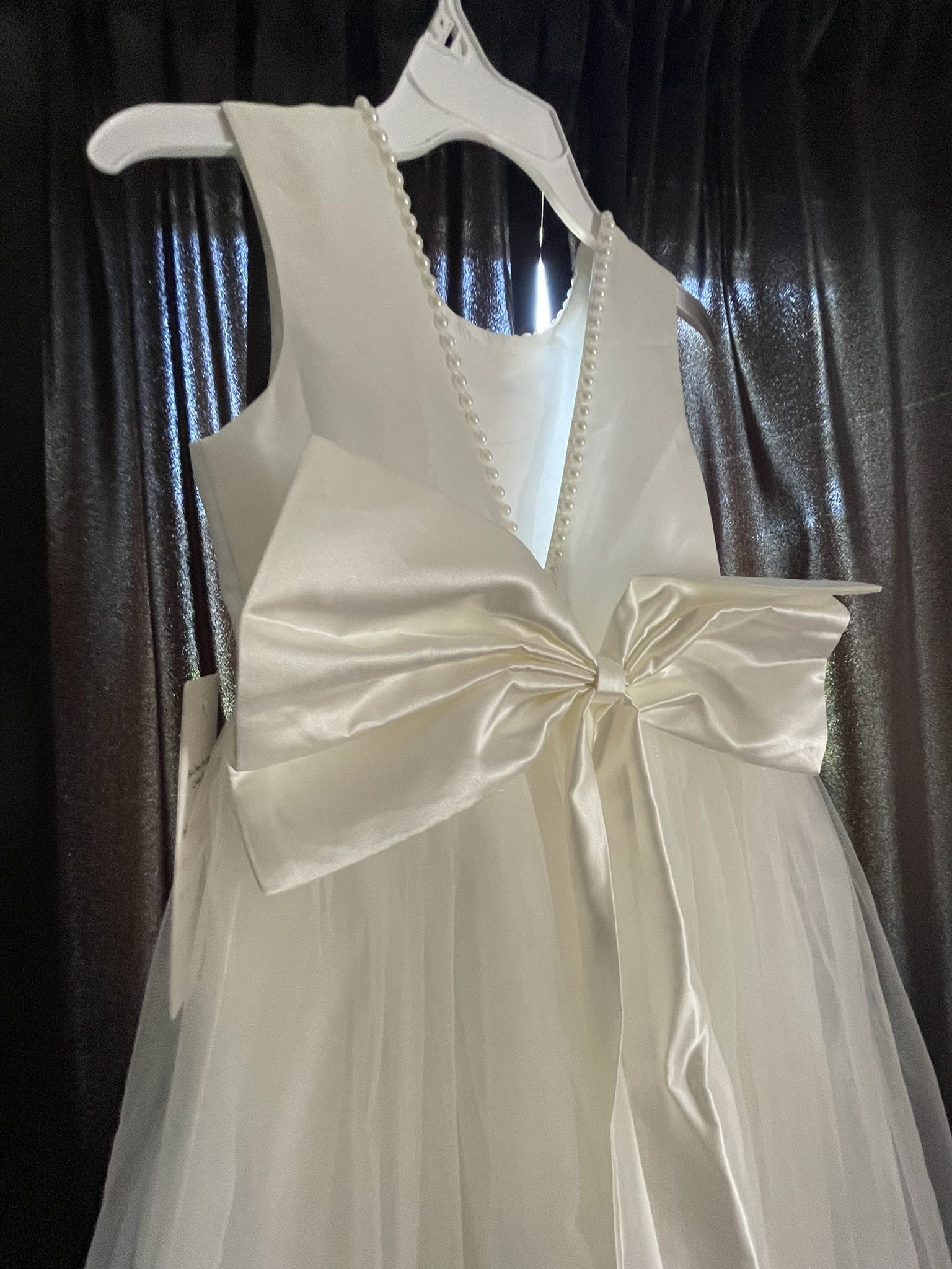 Flower Girl Dress W Pearls And Head Clip Sz 8