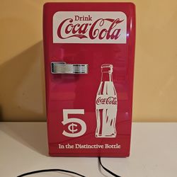 Retro Coke Can Mini Fridge