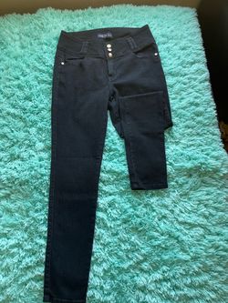 New women’s jeans size 13