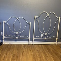 POTTERY BARN TWIN BED