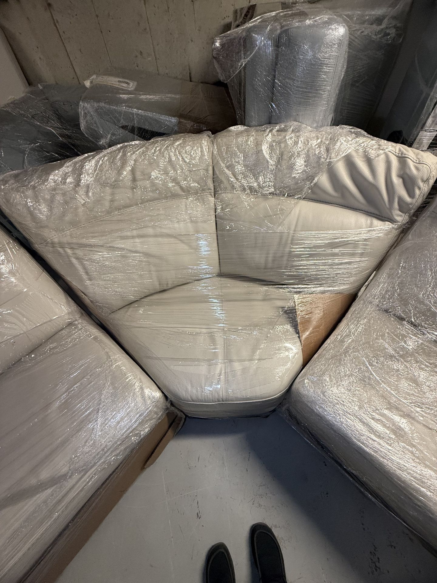 Macy’s Off-White Corner Wedge – Modular Sectional Replacement Piece