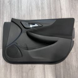 2016 - 2024 CHEVY MALIBU PASSENGER FRONT INTERIOR DOOR TRIM PANEL OEM (contact info removed)0
