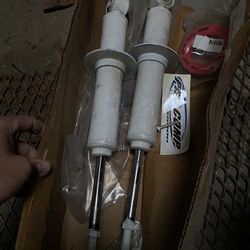 Pro Comp shock absorbers/struts