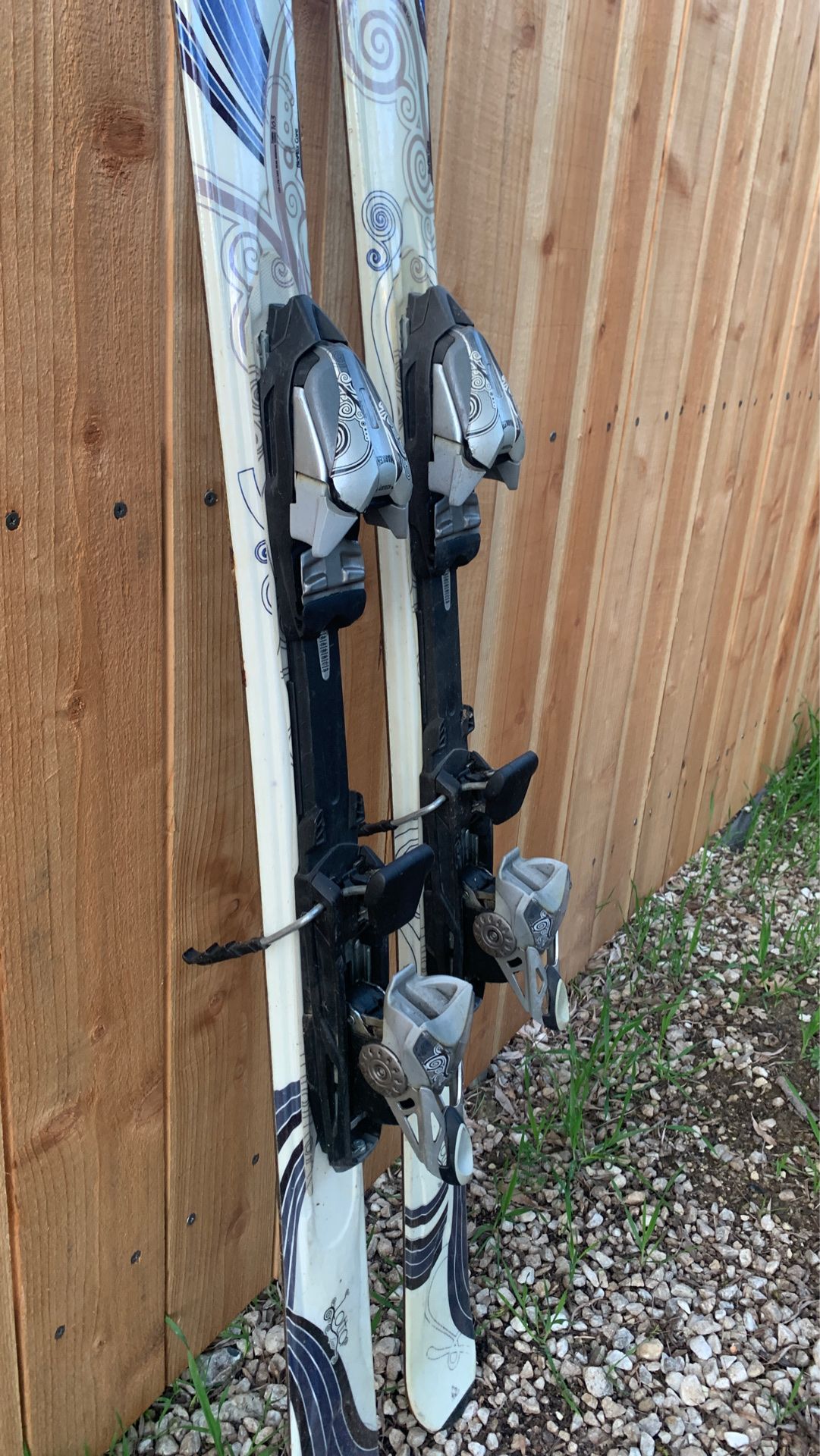 Woman Skis K2 Lotta Luv 163cm for Sale in Antelope, CA - OfferUp